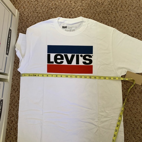 NWT. Levi’s Sportswear Logo Graphic Tee - Picture 8 of 8